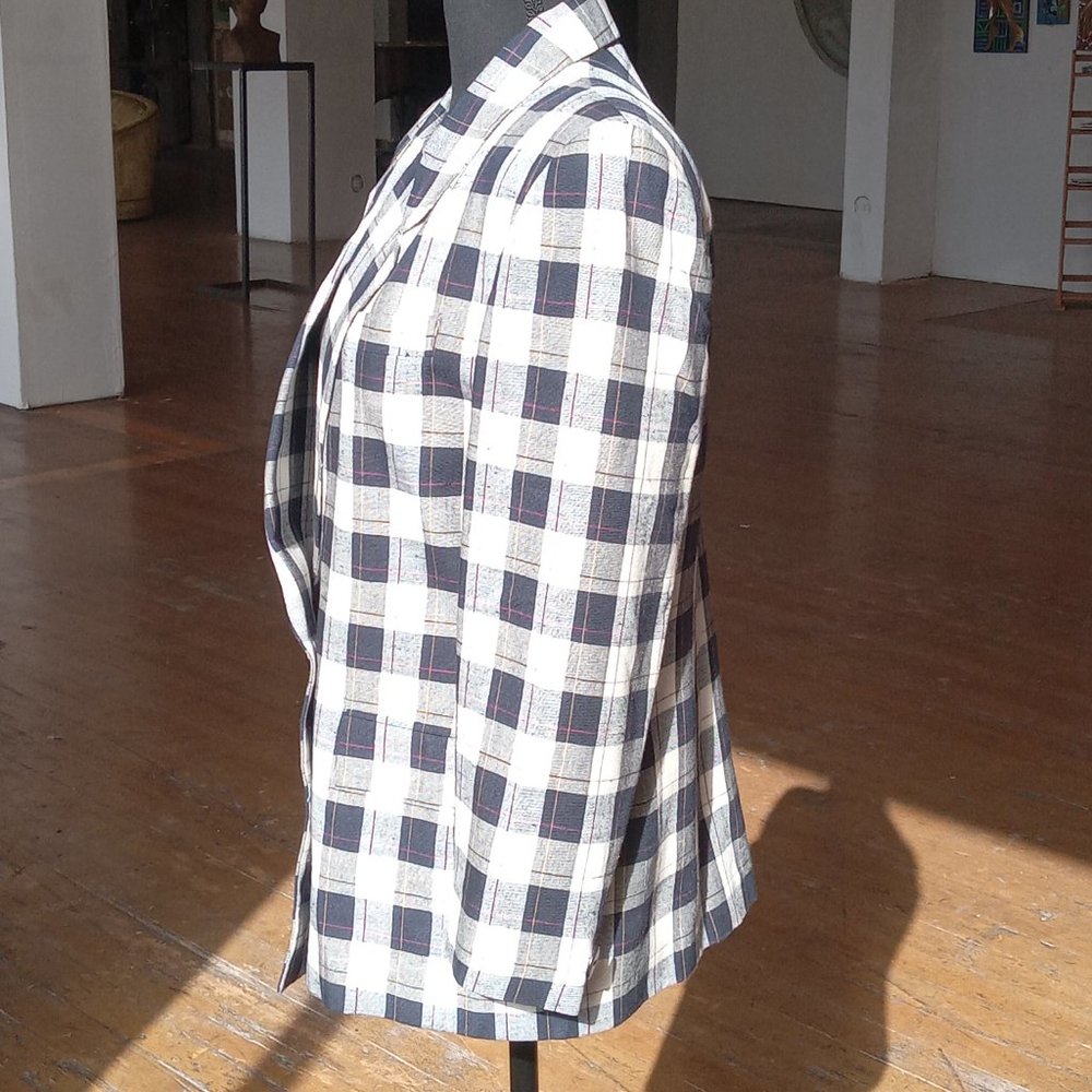 Navy and white buffalo  plaid double-breasted Blazer - Picture 6 of 10